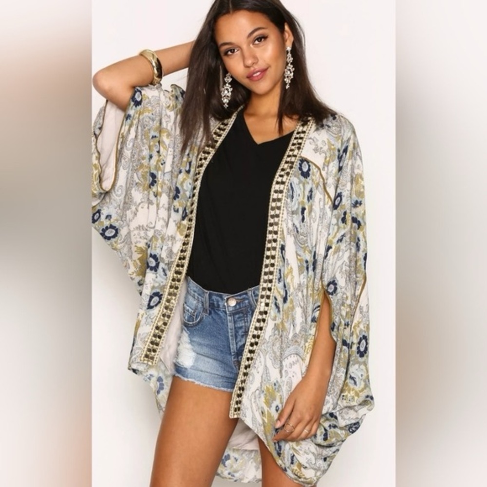 Free People Neutral Floral Jaipur Cardigan Kimono Topper OSFM Hippie Boho - Picture 1 of 9